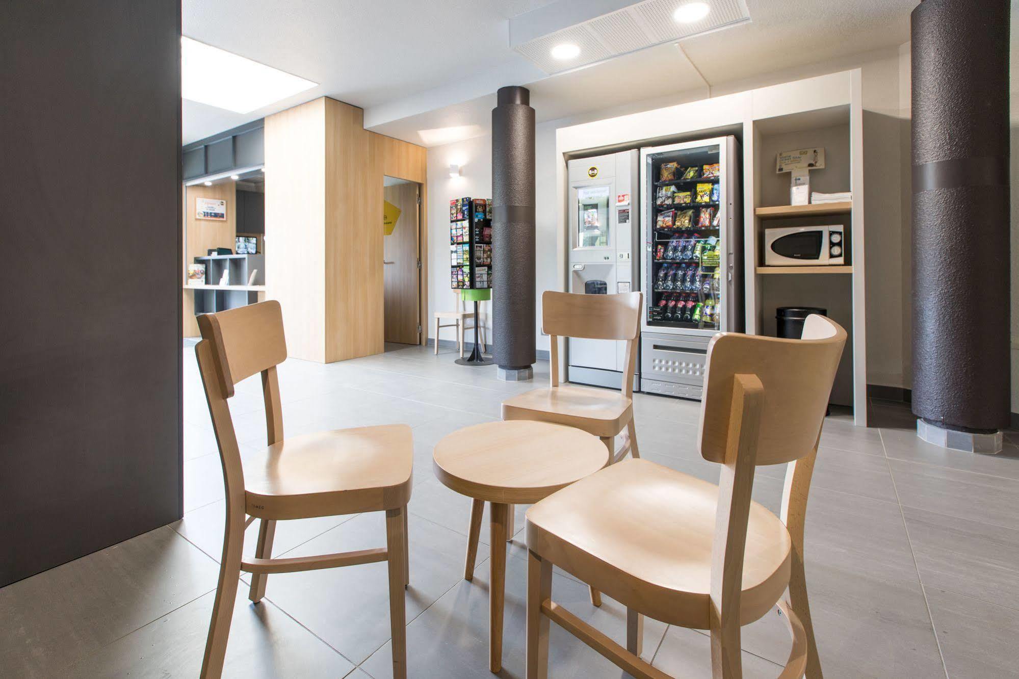 B&B Hotel Rennes Est Cesson Sevigne Exterior foto